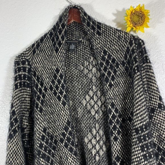 BCBGMAXAZARIA Soft Fuzzy Waterfall Ooen Sweater Pocket Cardigan Sz Small Women - Picture 12 of 12